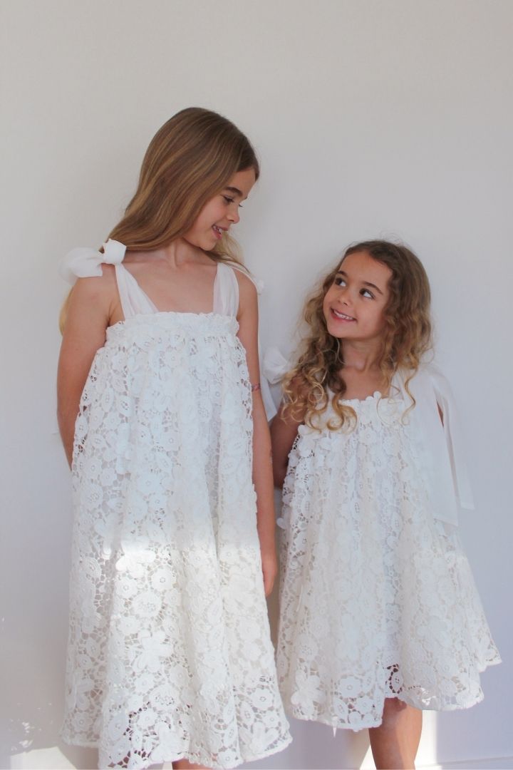 In The Meadows Dress - Lotus Lace – Chloé and Amélie