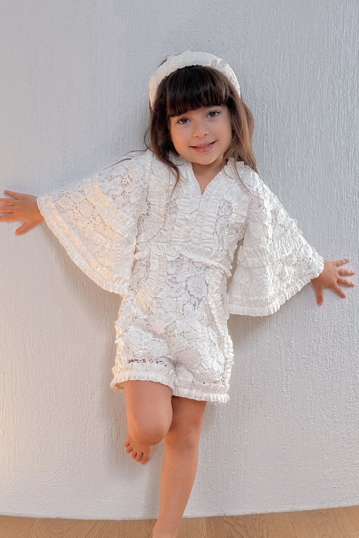 All – Chloé and Amélie
