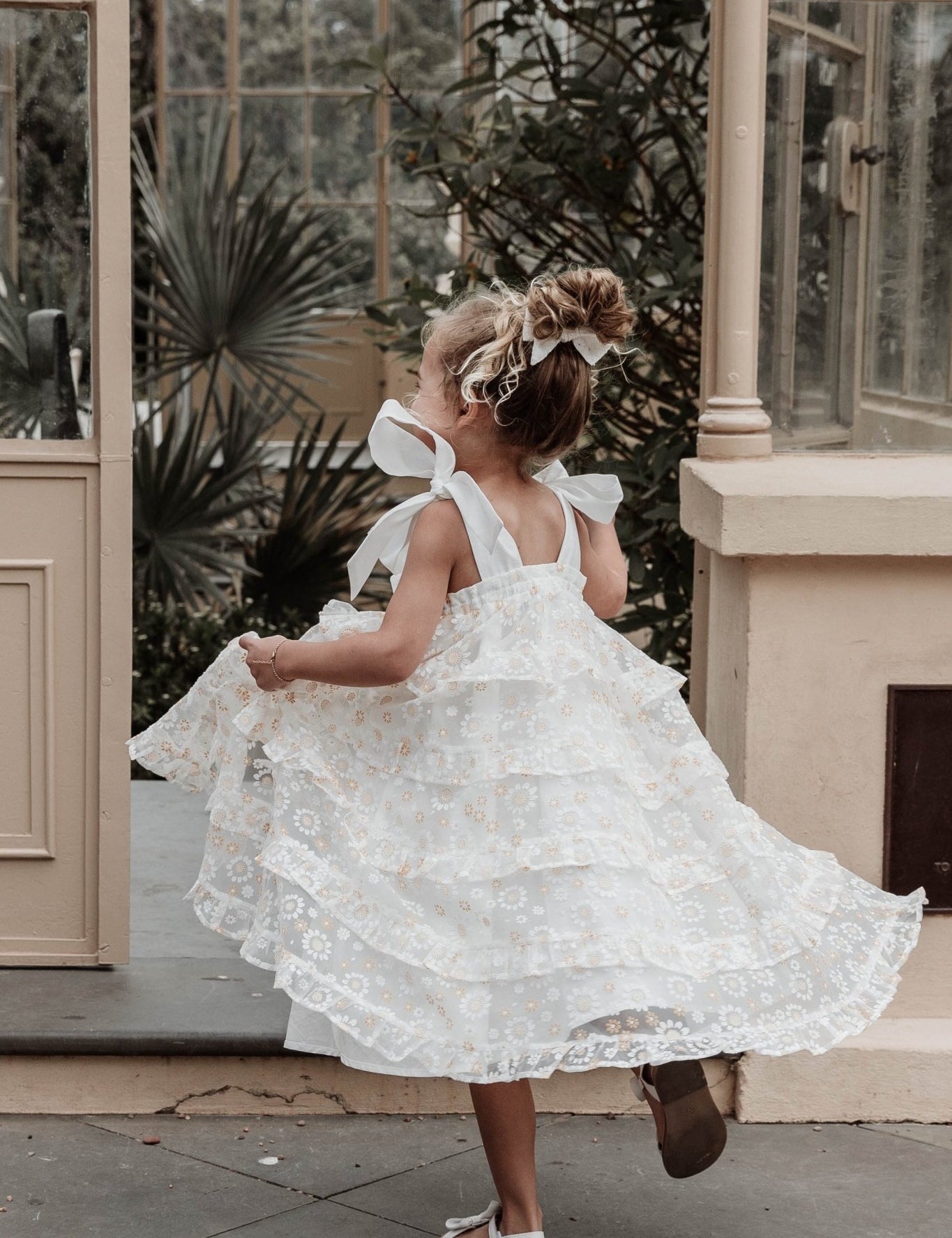 Bow Hair Accessory - Daisy Fields - Chloé and Amélie
