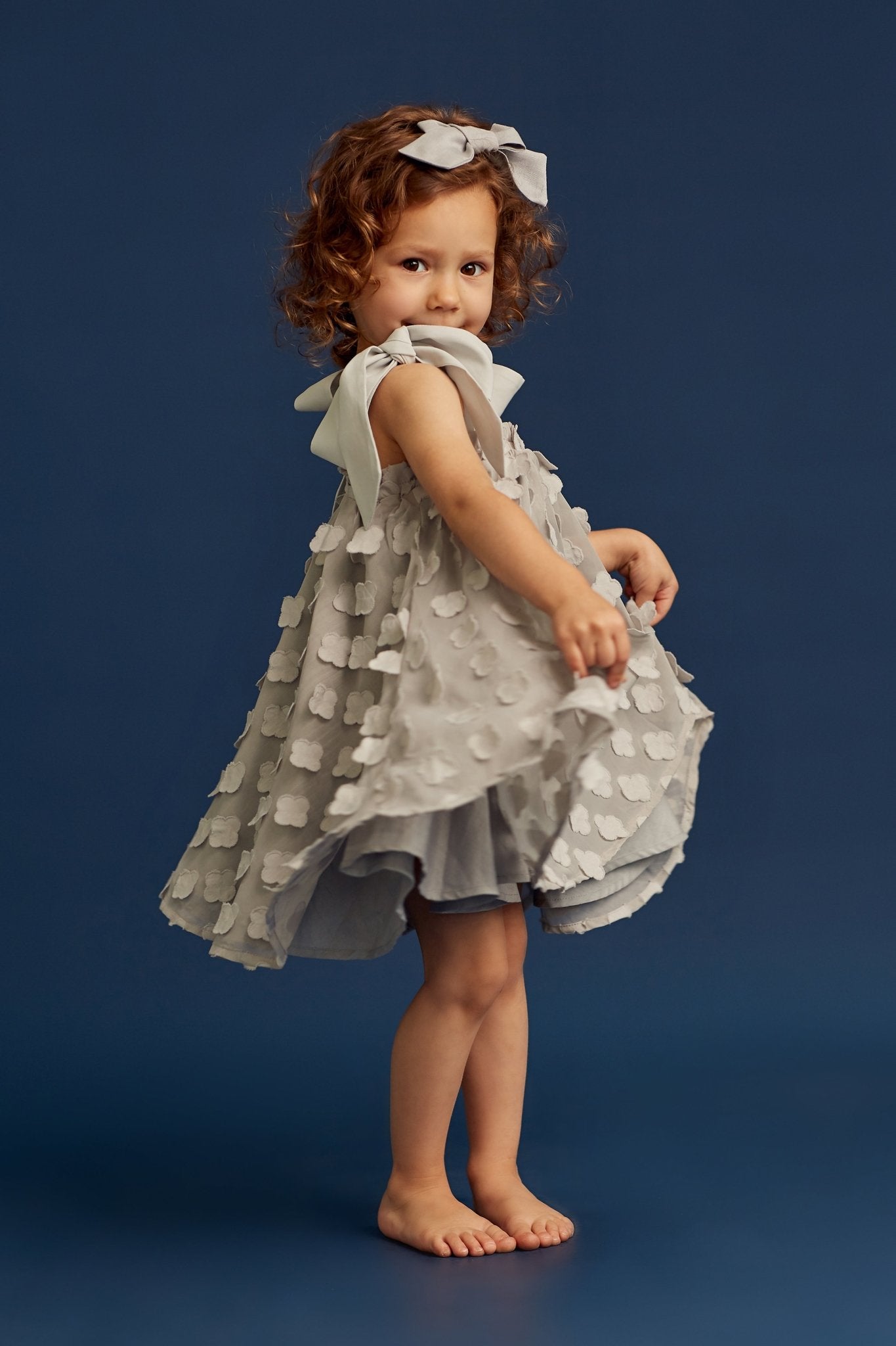 美品✩chloe and amelie✩in the meadows dress In the Meadows Dress - Antique White – Chloé and Amélie