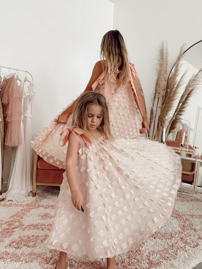 In The Meadows Dress - Rose Petal - Women's - Chloé and Amélie